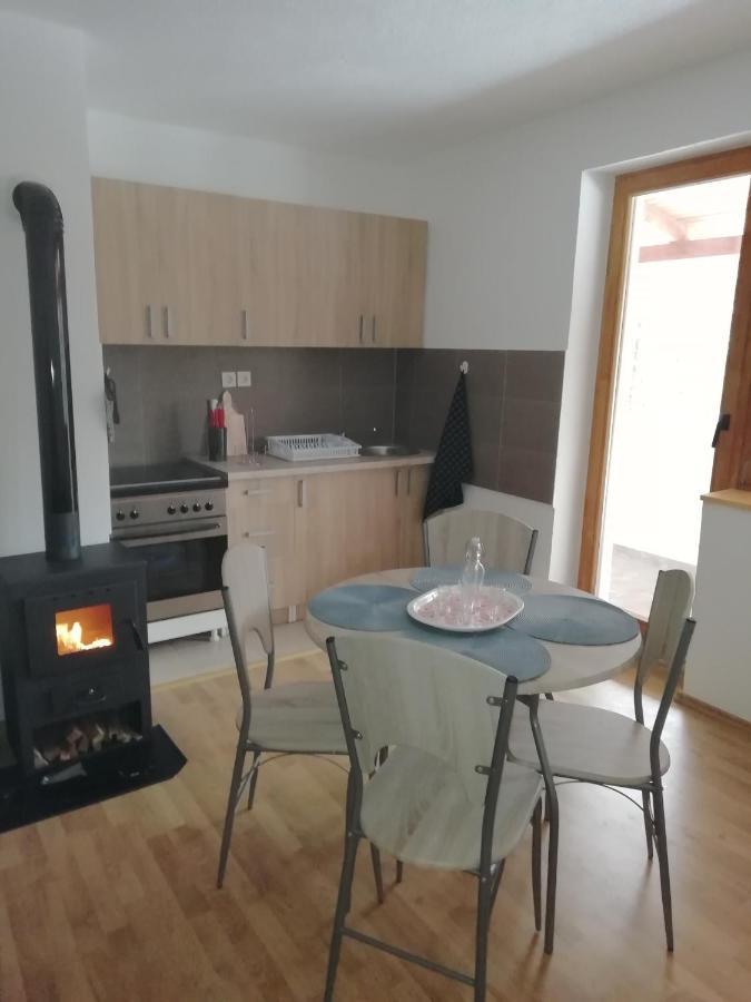 Tratincica Apartment Tjentiste Bagian luar foto